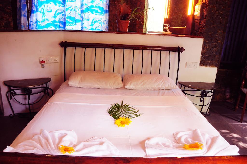 Hotel Boulder Garden Kalawana Pokoj fotografie